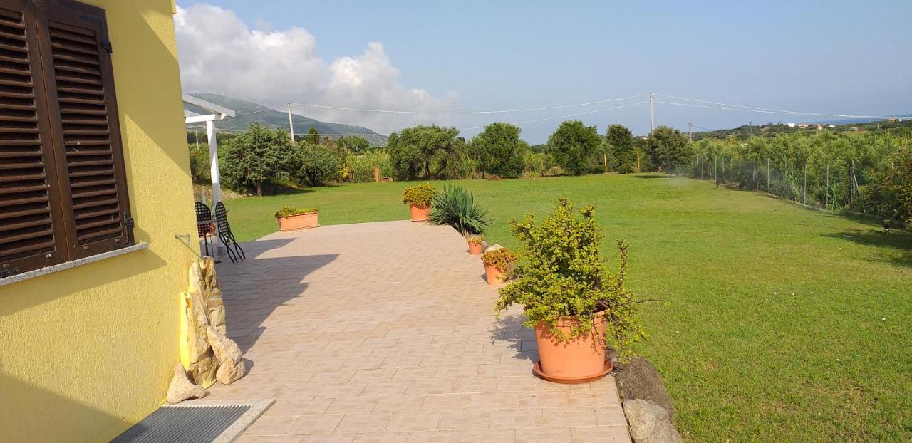 Villa Paola Valledoria  Zewnętrze zdjęcie