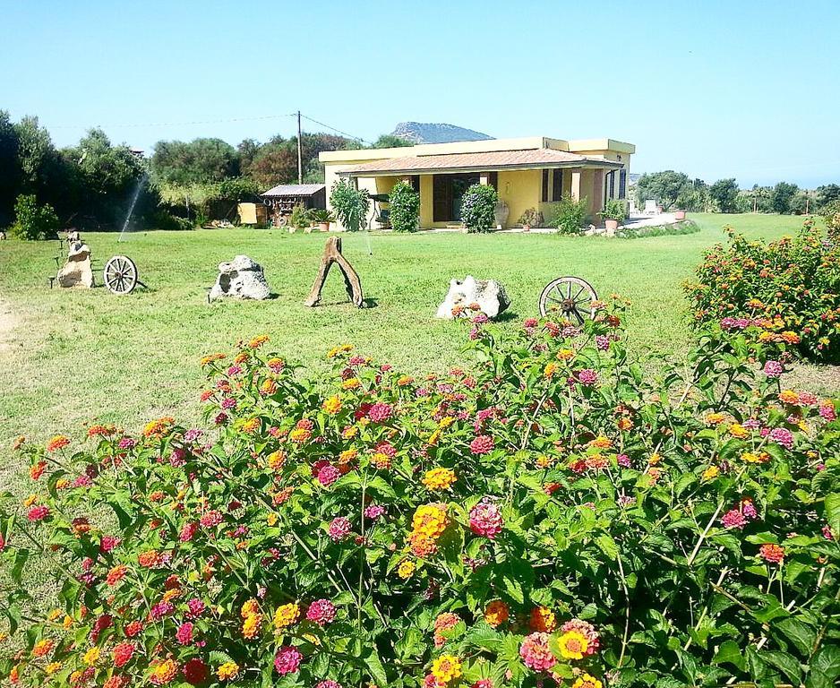 Villa Paola Valledoria  Zewnętrze zdjęcie